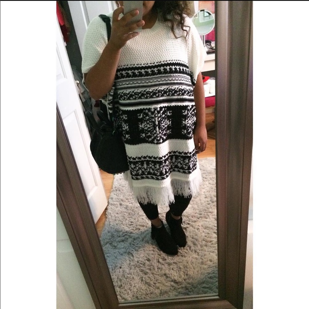 Printed Fringe Poncho